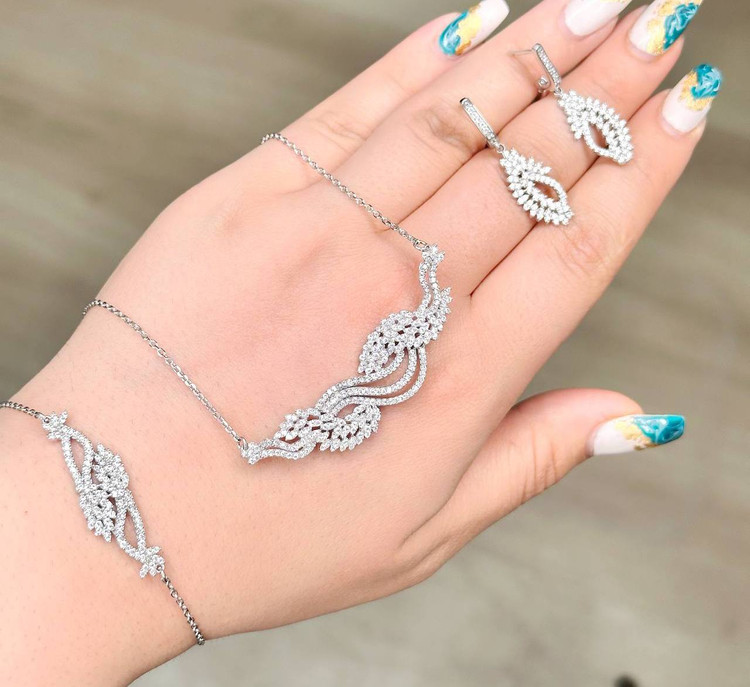 سرویس نقره جواهری زنانه کد 60243