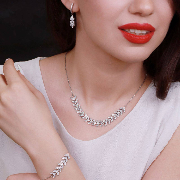 سرویس نقره جواهری زنانه کد 60308