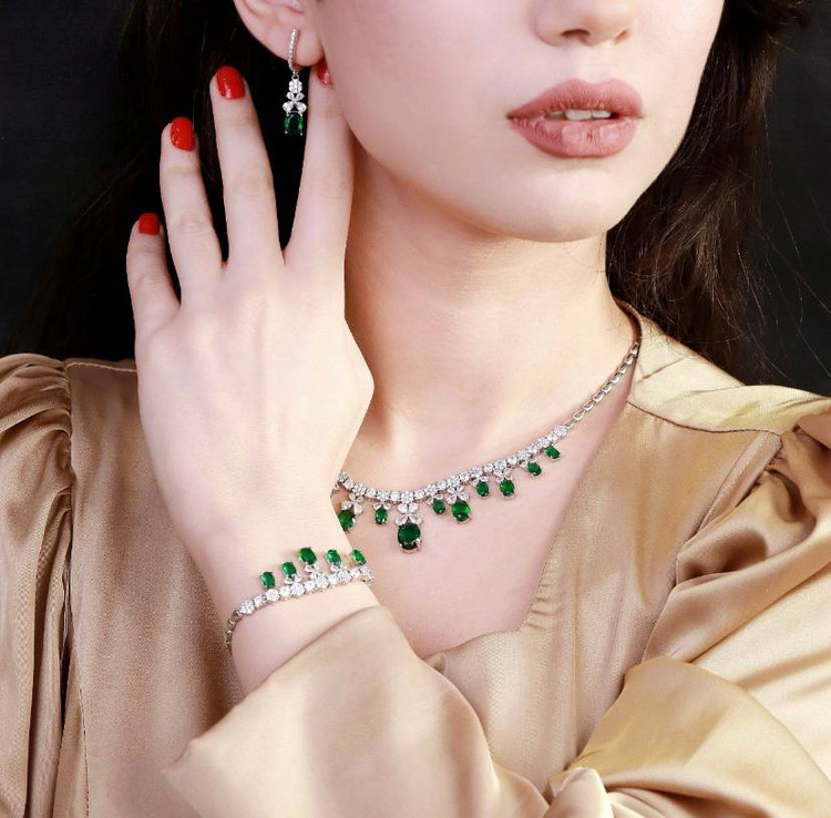 سرویس نقره زمرد جواهری زنانه کد 60348