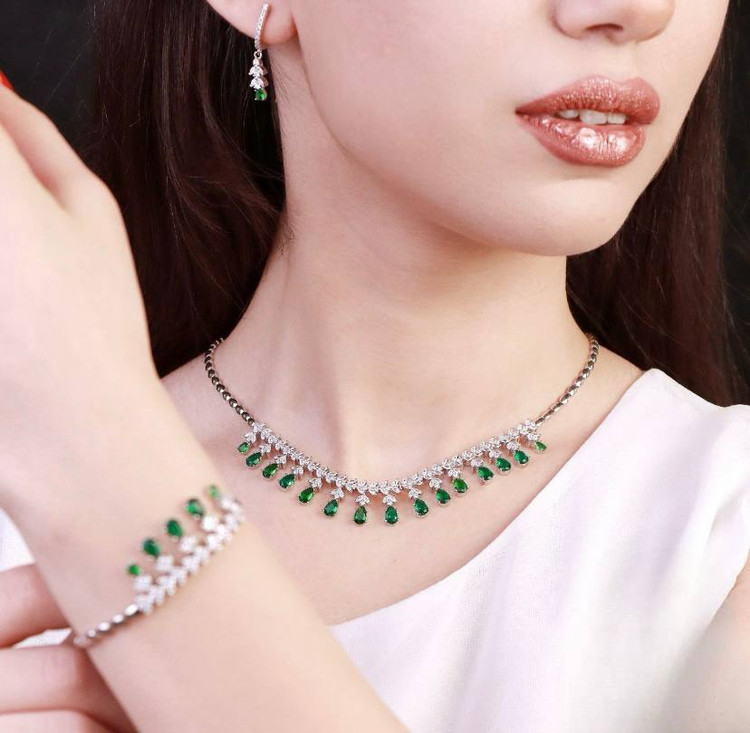 سرویس نقره زمرد جواهری زنانه کد 60359
