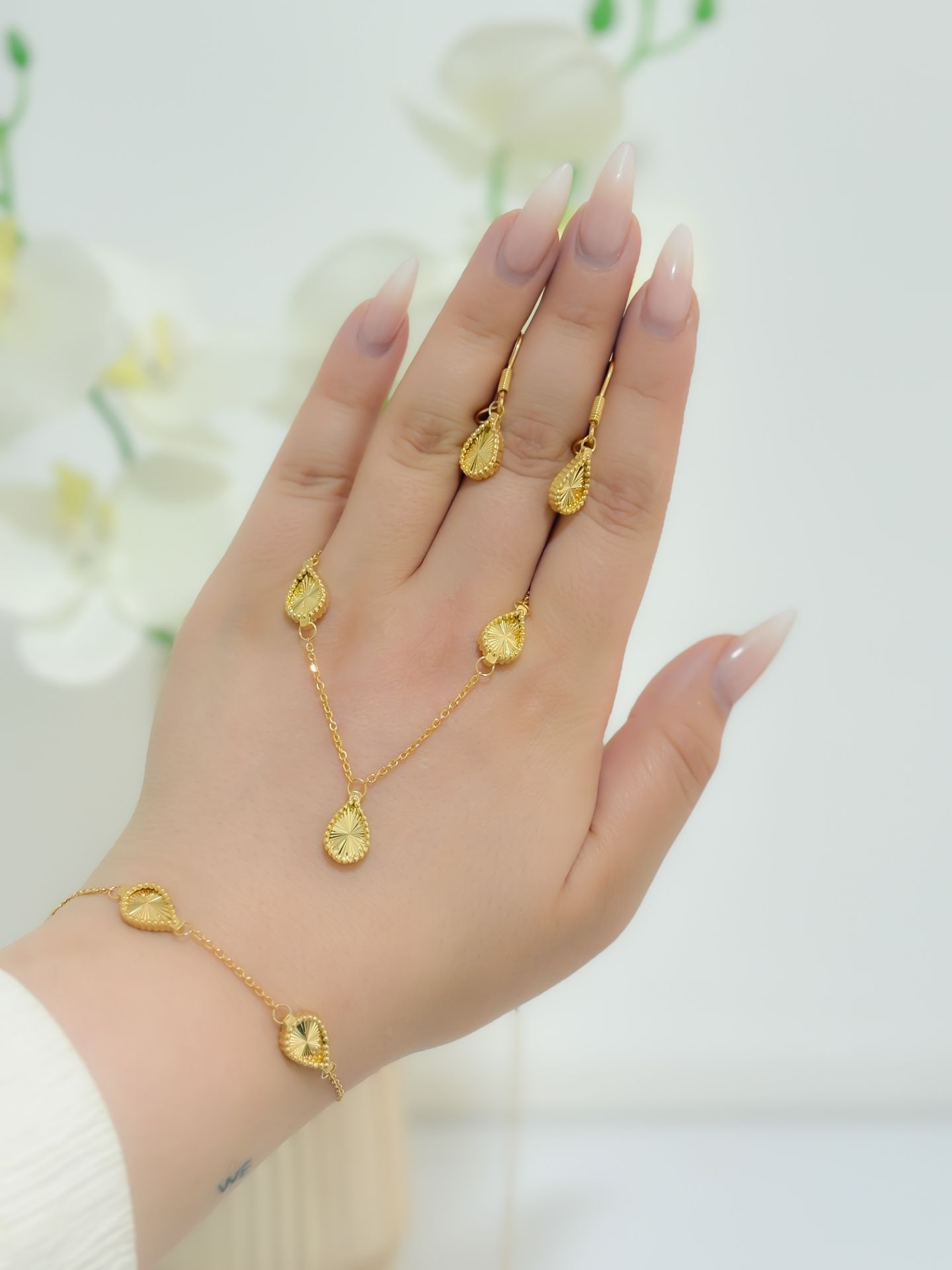 سرویس نقره اشک تراش جواهری زنانه کد 60806
